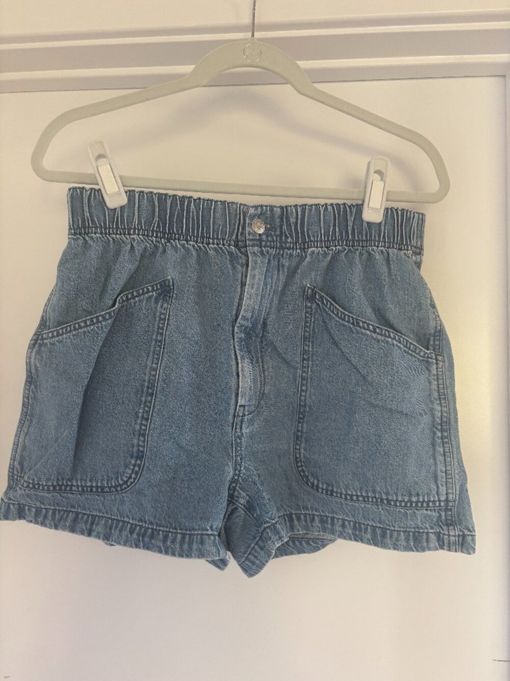 Madewell High-Rise Elastic Waist Denim Utility Shorts, Size 28